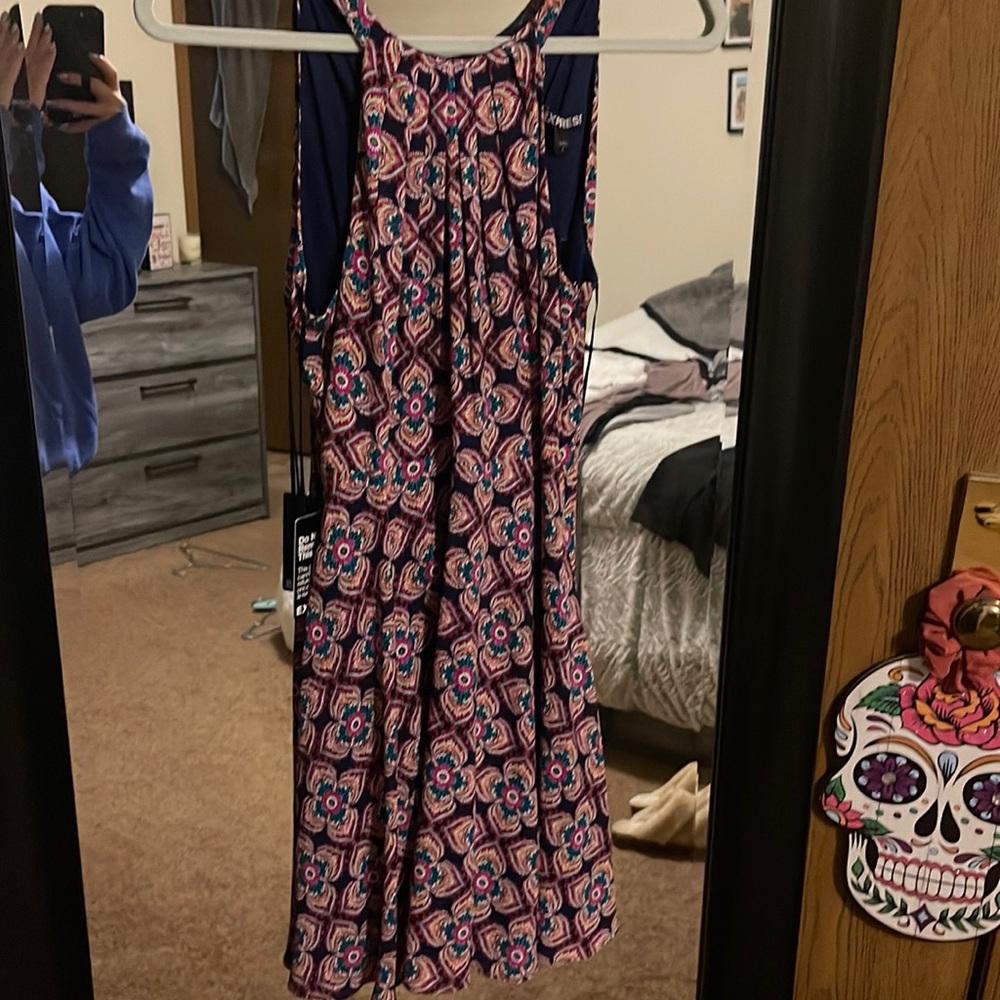 Never worn! Perfect for summer wedding!